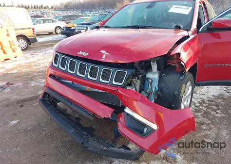 2018 Jeep Compass Latitude Fwd z USA, uszkodzony, nr VIN 3C4NJCBB7JT240816